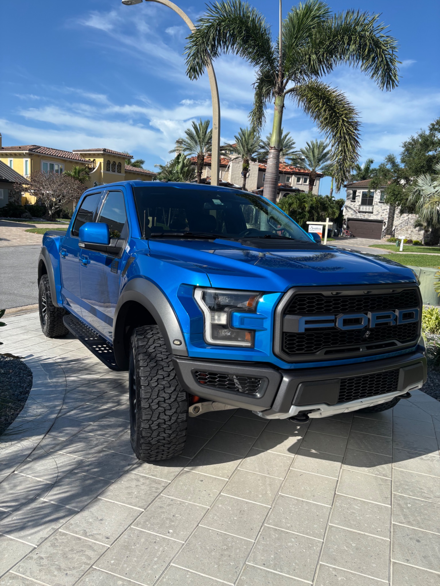 Ford Raptor Blue